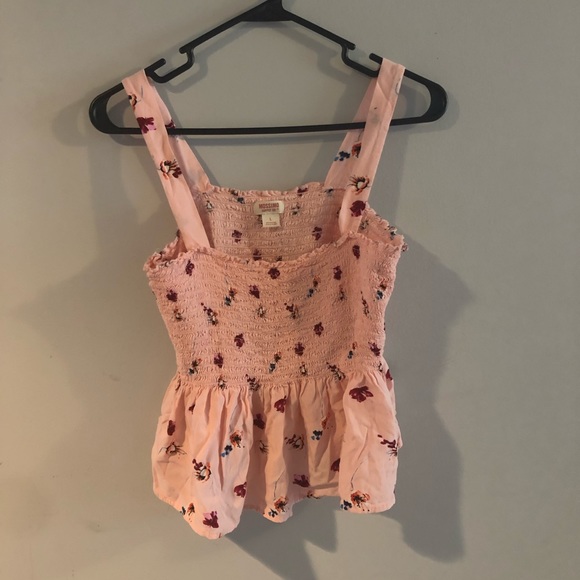 Cute peplum top - Picture 1 of 2